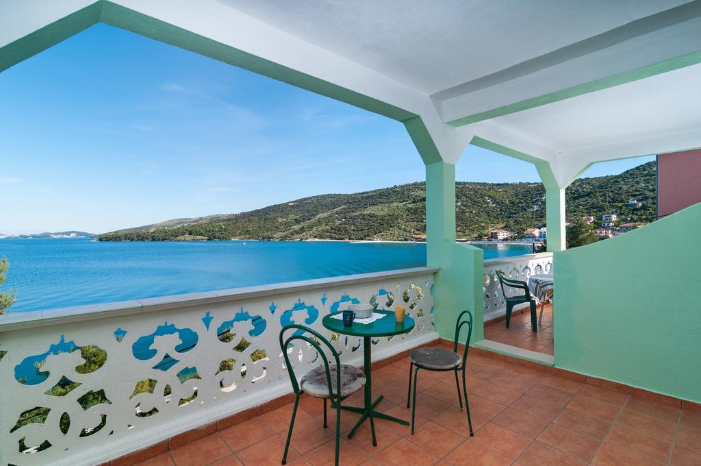 Apartment Stojan A1 Marina Esterno foto
