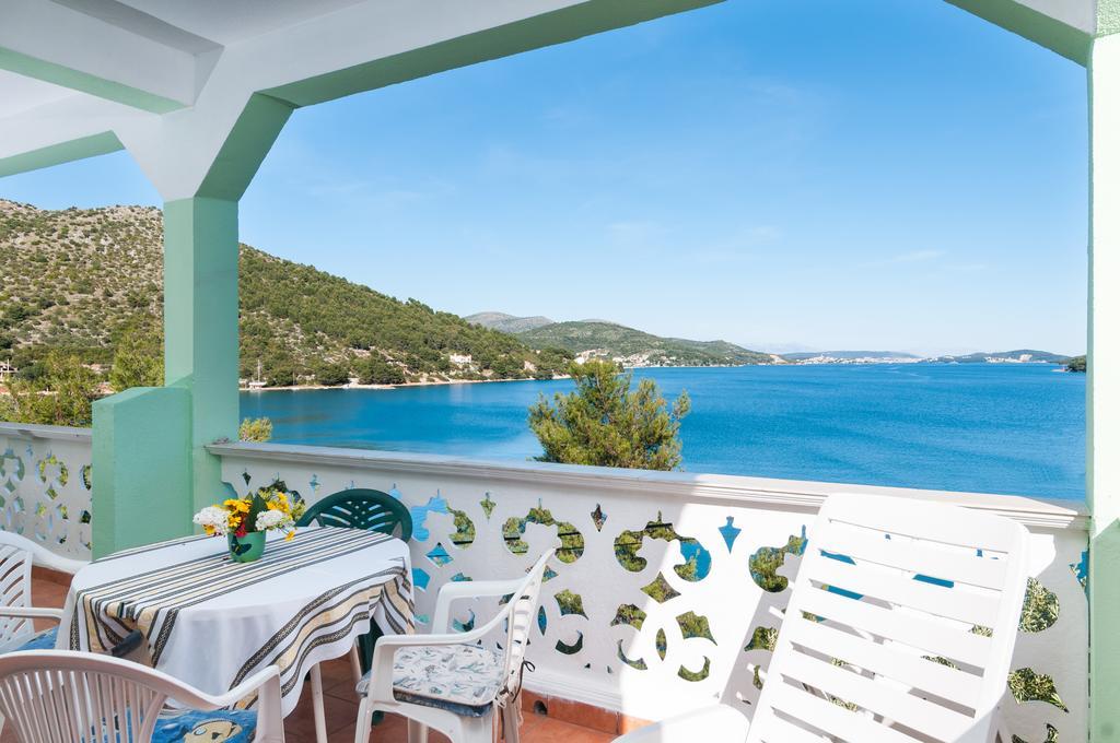 Apartment Stojan A1 Marina Esterno foto