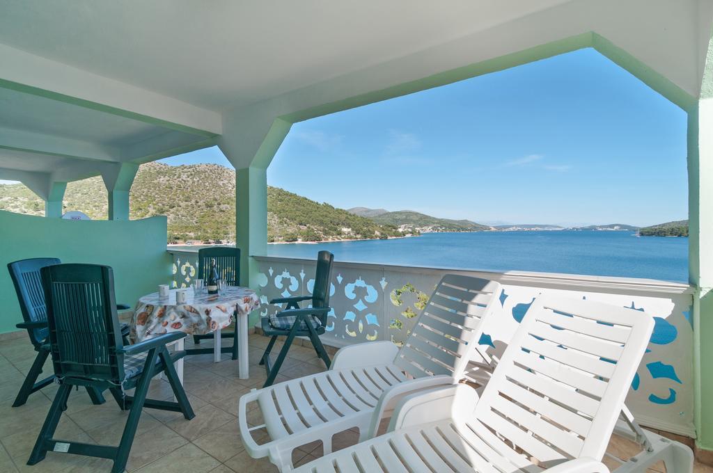 Apartment Stojan A1 Marina Esterno foto