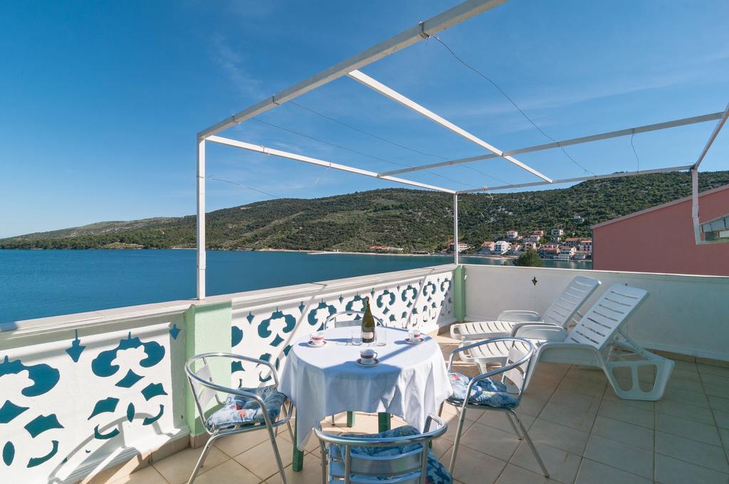 Apartment Stojan A1 Marina Esterno foto