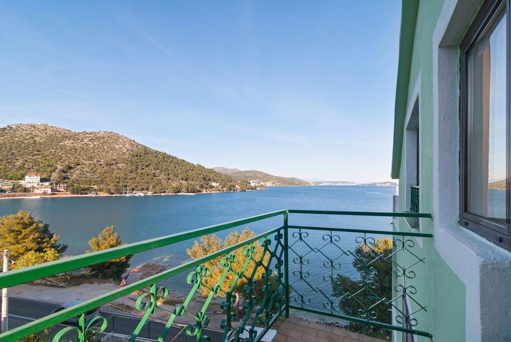 Apartment Stojan A1 Marina Esterno foto