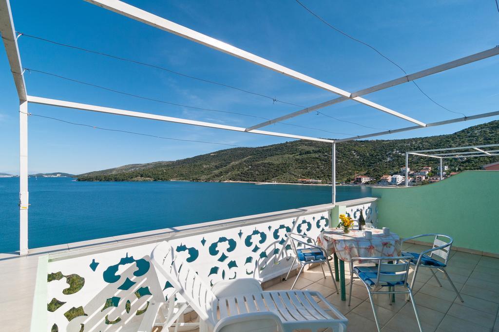 Apartment Stojan A1 Marina Esterno foto