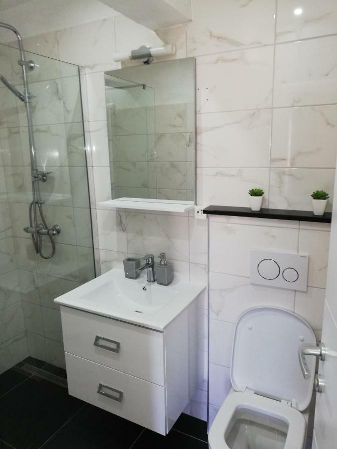 Apartment Stojan A1 Marina Esterno foto